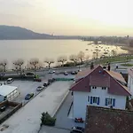 Le Bel Abri Hotel 3*