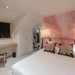 Le Bel Abri Hotel 3*