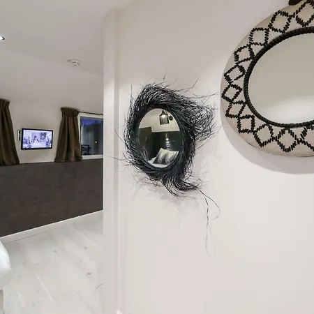 Le Bel Abri Hotell
