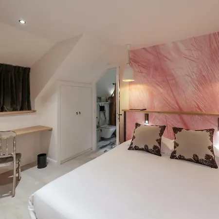 Le Bel Abri Hotel 3*