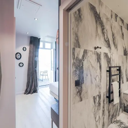 Hotell Le Bel Abri Annecy